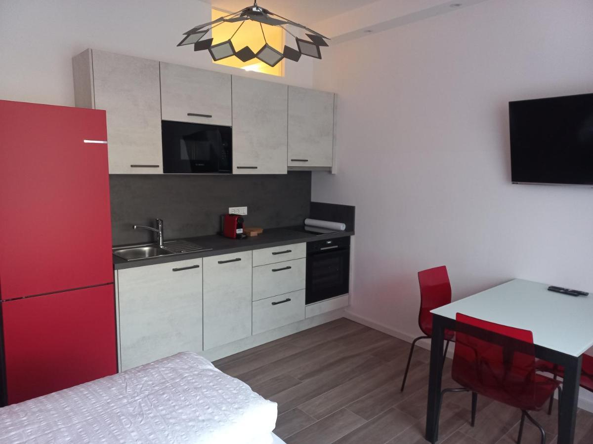 Studio-Appartment - Hotel Lux Merano Exterior foto